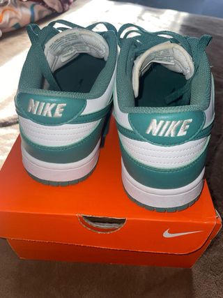 Nike Dunk Verde y Blanco