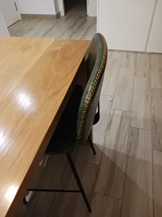 Juego 4 Sillas Altas Barra Respaldo