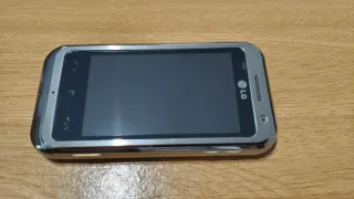 Móvil LG Arena KM900 Plata