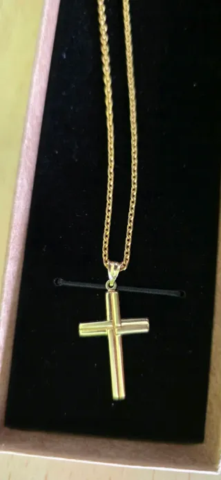 Cadena y Dije Cruz Oro 18k