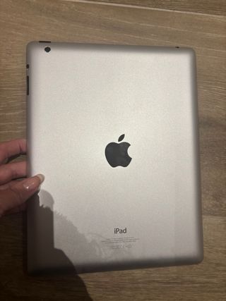 iPad 4ª gen A1458 16GB impeccabile + cavo