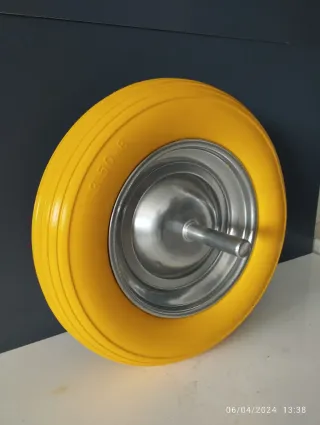Rueda carretilla maciza amarilla