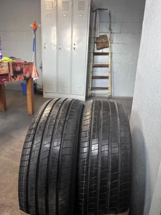 Neumáticos de coche