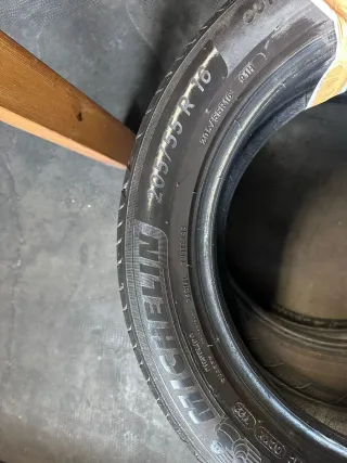 Neumáticos de coche