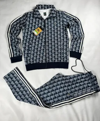 Conjunto de Jacquard con Monograma LACOSTE