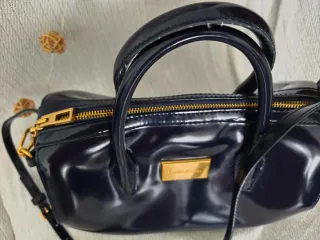 Bolso Bimba y Lola Azul Marino Charol Dorado