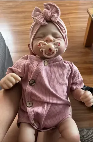 Bebé Reborn vinilo realista