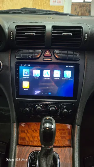 Rádio Mercedes W203 Android 14 com GPS (Novo)