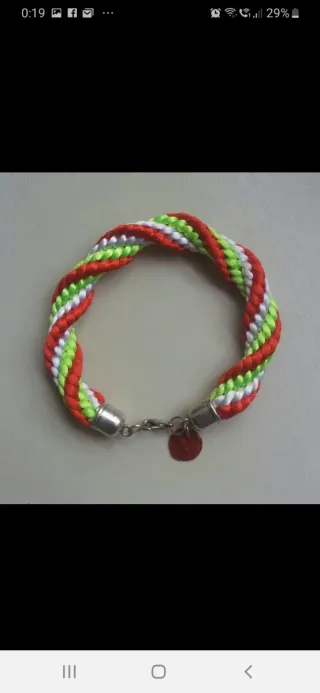 Pulsera trenzada multicolor