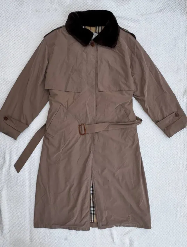 Gabardina Burberry's Classic Vintage