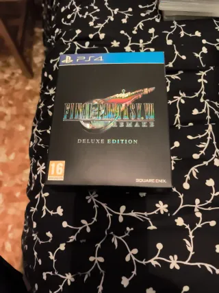 Final Fantasy VII Remake Deluxe PS4