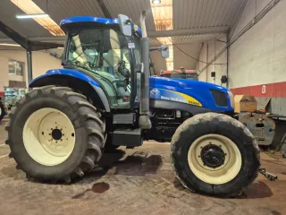 Tractor New Holland T6080
