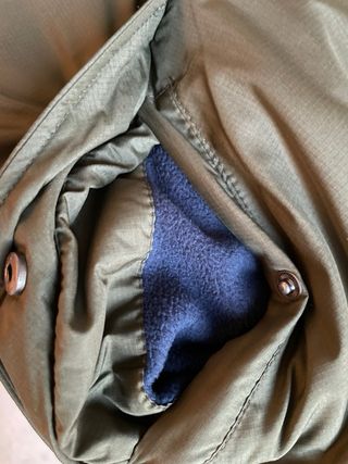 Chaqueta Tommy Hilfiger niño con capucha.