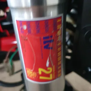 Benelli BN 125 Negra y Roja