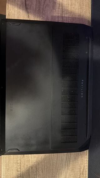 HP Pavilion Gaming Laptop 15-ec1002ns