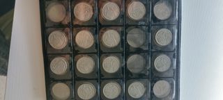 Album con lote de 89 monedas pesetas