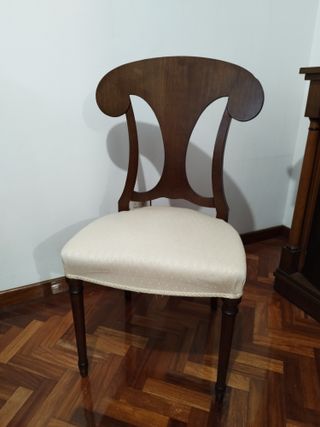 Mesa de comedor extensible con 6 sillas