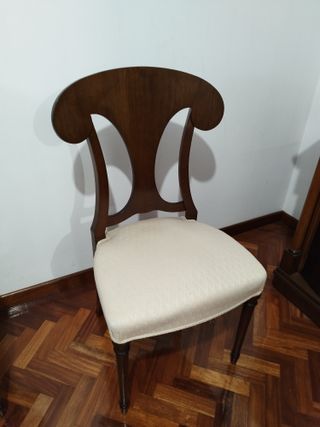 Mesa de comedor extensible con 6 sillas