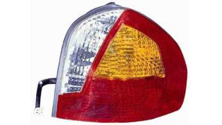 Piloto luz trasero derecho 833D