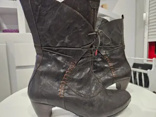 Botines de piel marrón chocolate