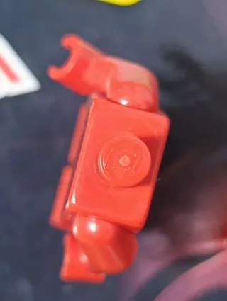 Lego figura y revista