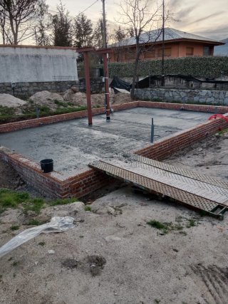 Se hacen todo tipos de reformas y construcciones..