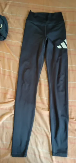 Conjunto Adidas: Pantalón y Camiseta Azul