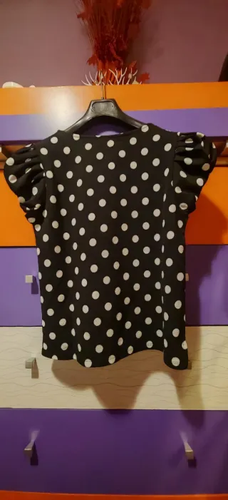 Blusa lunares talla M