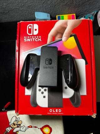 Nintendo Switch OLED Bianca