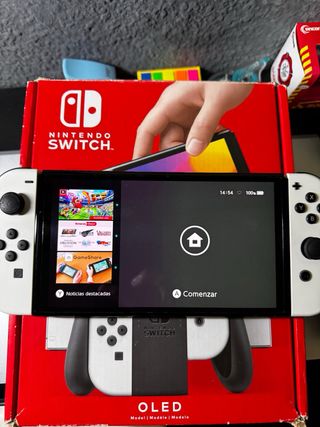 Nintendo Switch OLED Bianca