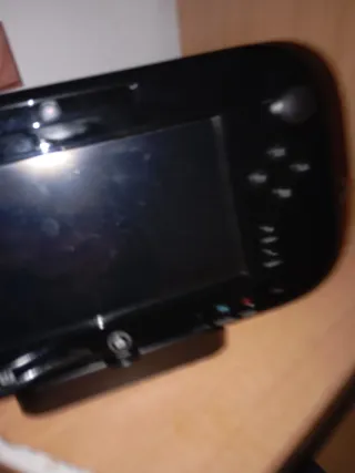 Nintendo Wii U + giochi + cavi