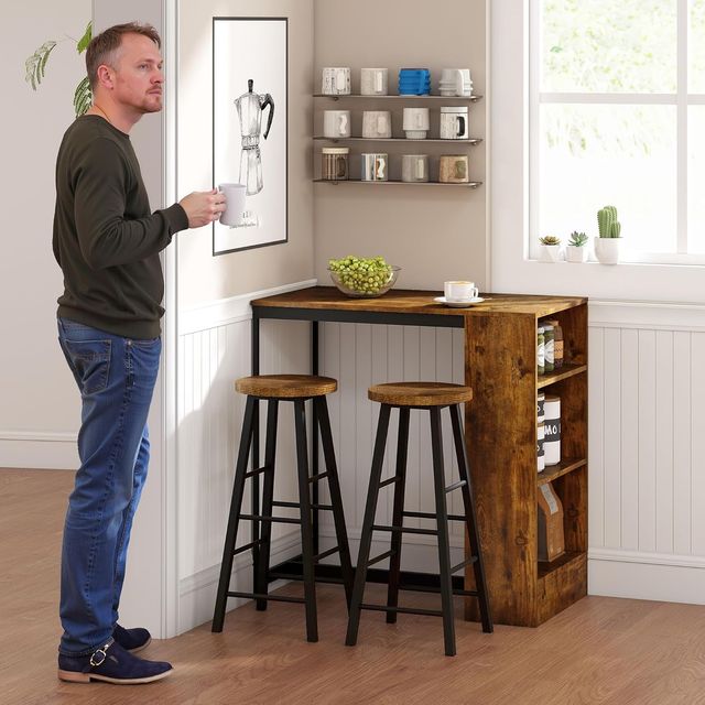 Conjunto De Comedor Con Barra Y 2 Taburetes Altos, Mesa Alta Con 3 Estantes Laterales Y Taburetes Con Reposapiés Estilo Industrial, Marrón