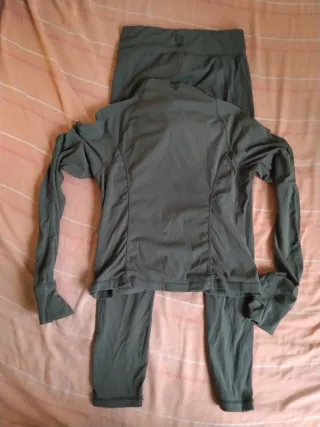 Conjunto deportivo mujer verde