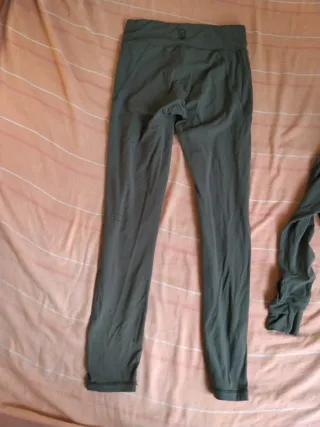 Conjunto deportivo mujer verde