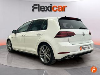 Volkswagen Golf Advance 1.0 TSI