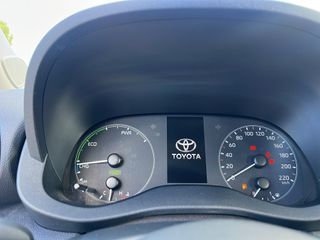 TOYOTA YARIS 1.5 VVT-I HEV ACTIVE TECH 116 5P