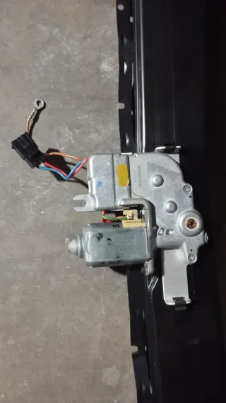 Techo Solar Eléctrico Volvo 960