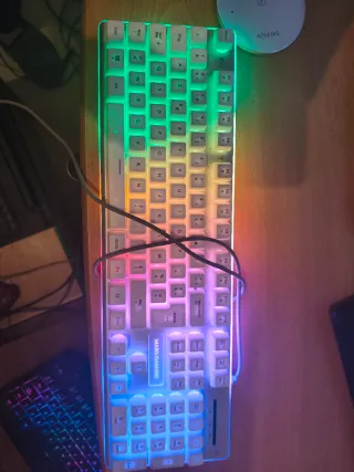 MARS GAMING TECLADO MECÁNICO