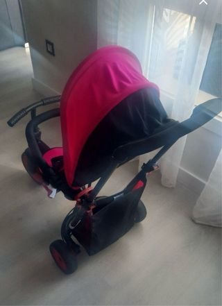 Triciclo Smartrike con arnés 5 puntos