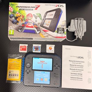 Pacchetto Nintendo 2DS Blu con giochi