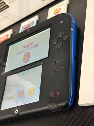 Pacchetto Nintendo 2DS Blu con giochi