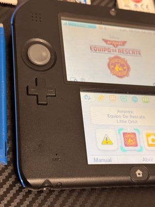 Pacchetto Nintendo 2DS Blu con giochi