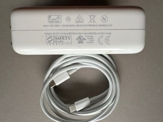 Caricatore Apple MacBook Pro 14 15 16 87W M2