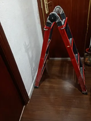 Escalera Gierr telescópica