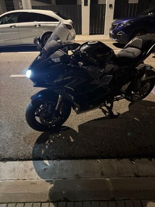 Kawasaki H2 SX 2024 Negra/Verde