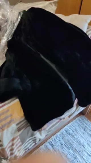 Cazadora de piel marrón talla 50 chaquetón de pelo