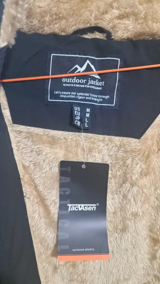 Chaqueta de invierno tipo parka negra