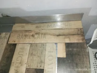 Baldosas imitación madera , sólo hay 7 baldosas.