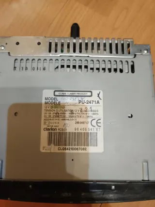 Radio CD Coche Clarion