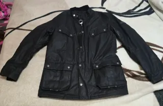 Chaqueta Barbour International Duke Waxed Negra